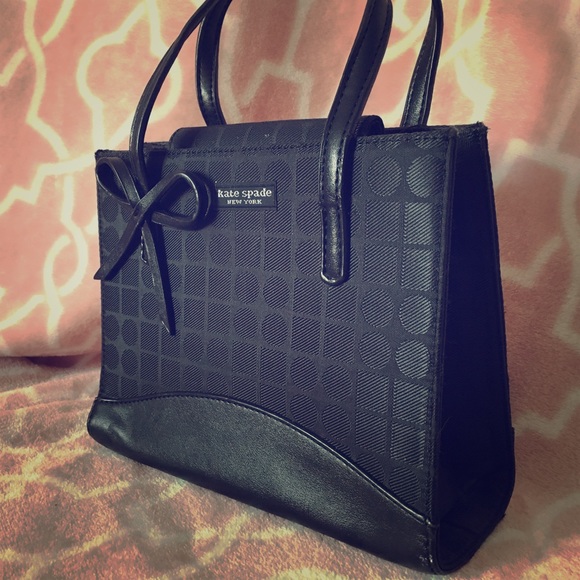 Small Kate Spade tote - Picture 1 of 3